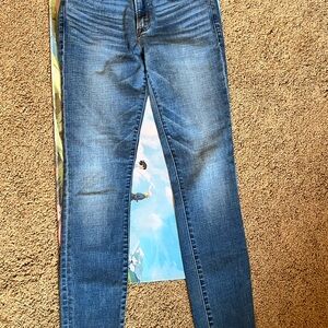 American Eagle Outfitters Dark Blue Skinny Jeans